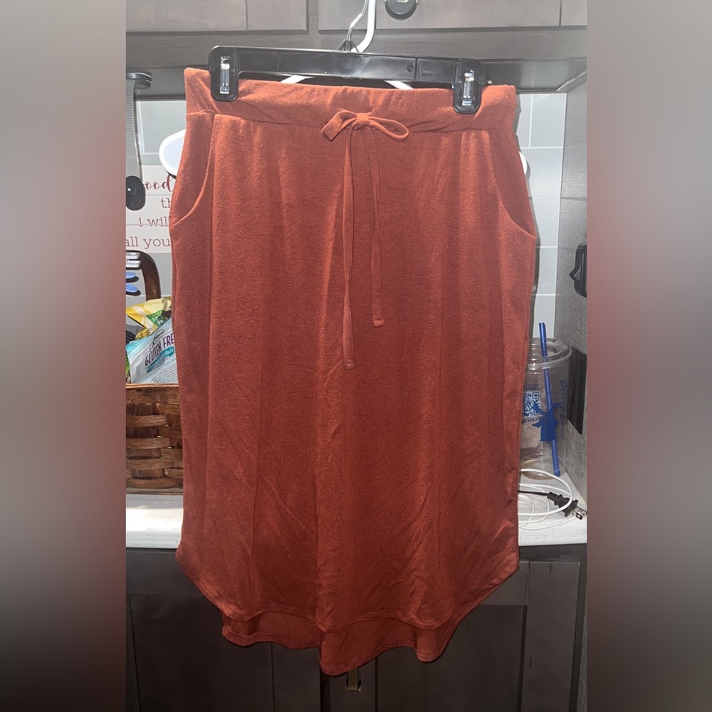 Tee shirt skirt